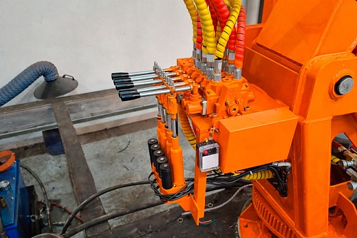 Бутобой стационарный БС-100-360