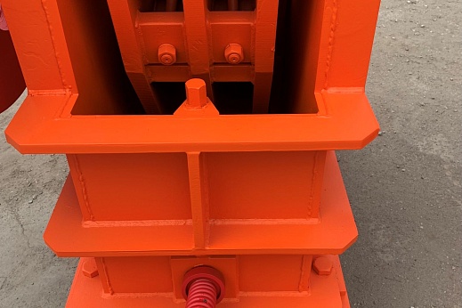 Щековая дробилка СДС-2,5-4