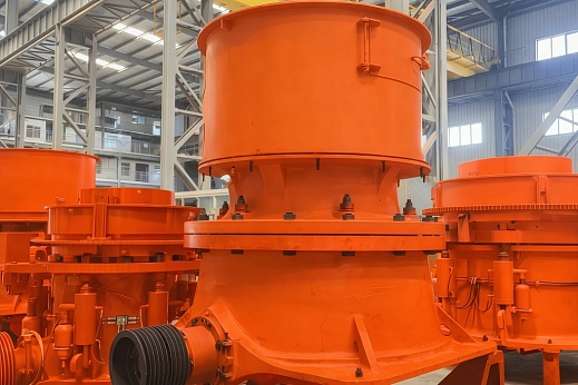 Гидравлическая конусная дробилка HST-660 C