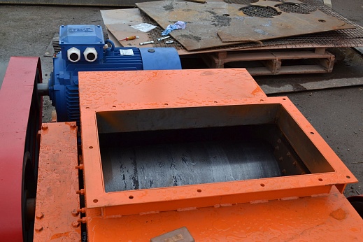 Дробилка валковая с гладкими валками ДВГ-2Л