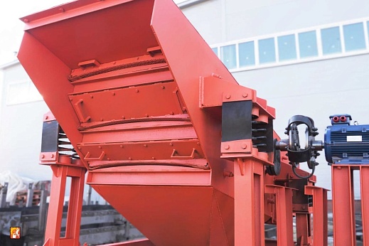 Грохот инерционный закрытого типа ГСЛ-2-3Д