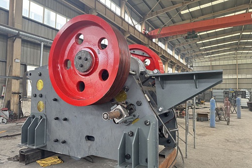 Щековая дробилка М-100