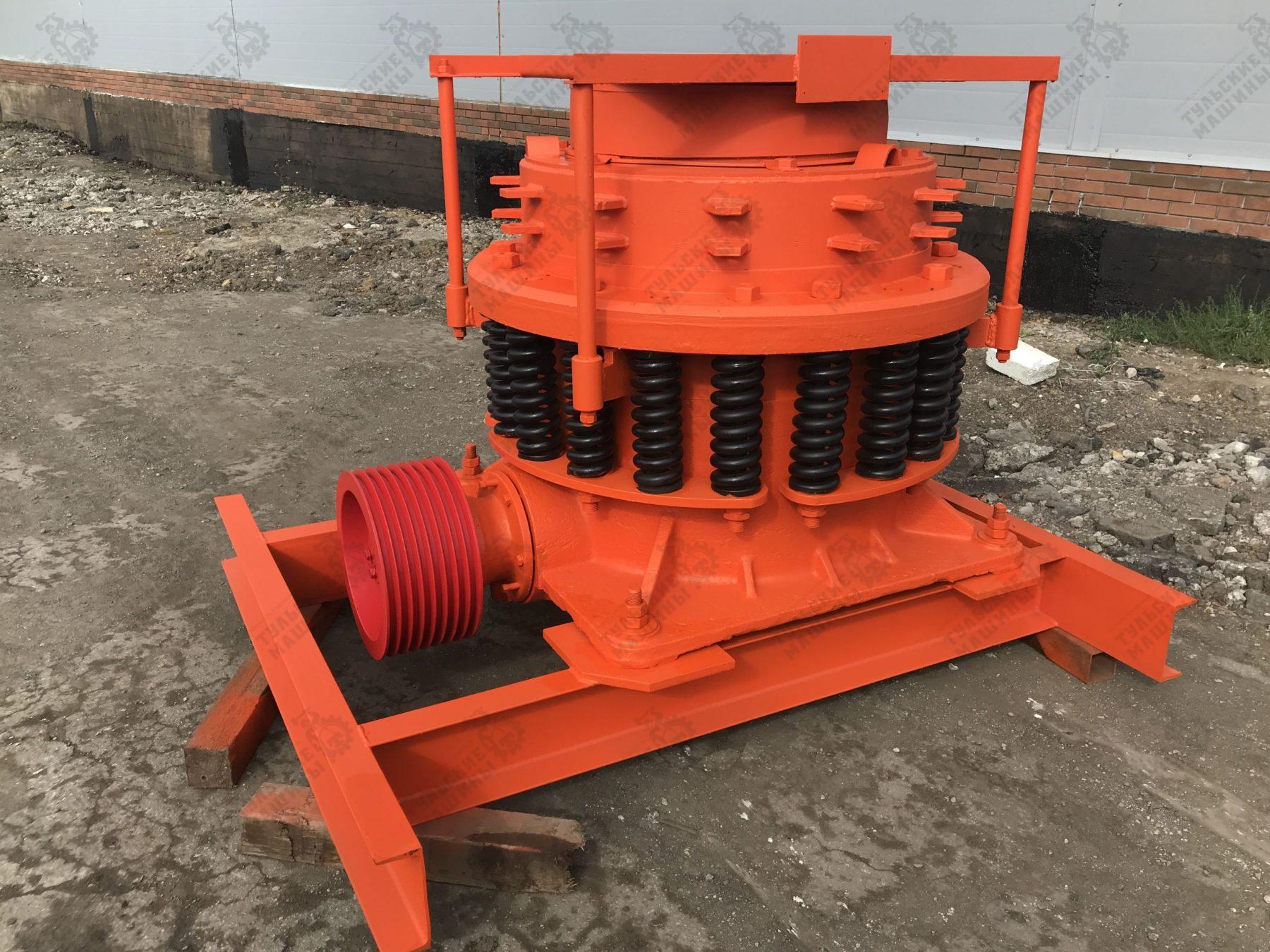 Пружинная конусная дробилка PY-600