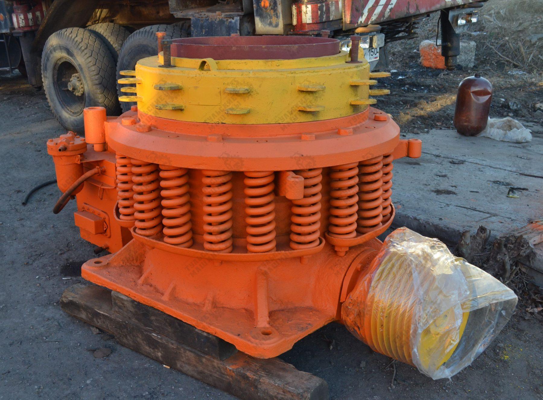Пружинная конусная дробилка PY-1200