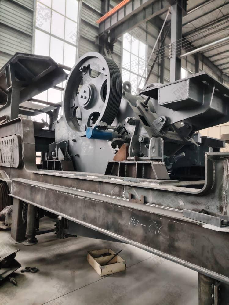 Дробилка мобильная щековая_производство_ЩМК-96-9638_03