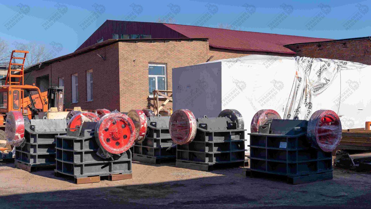 Щековая дробилка СДС- 2,5/9