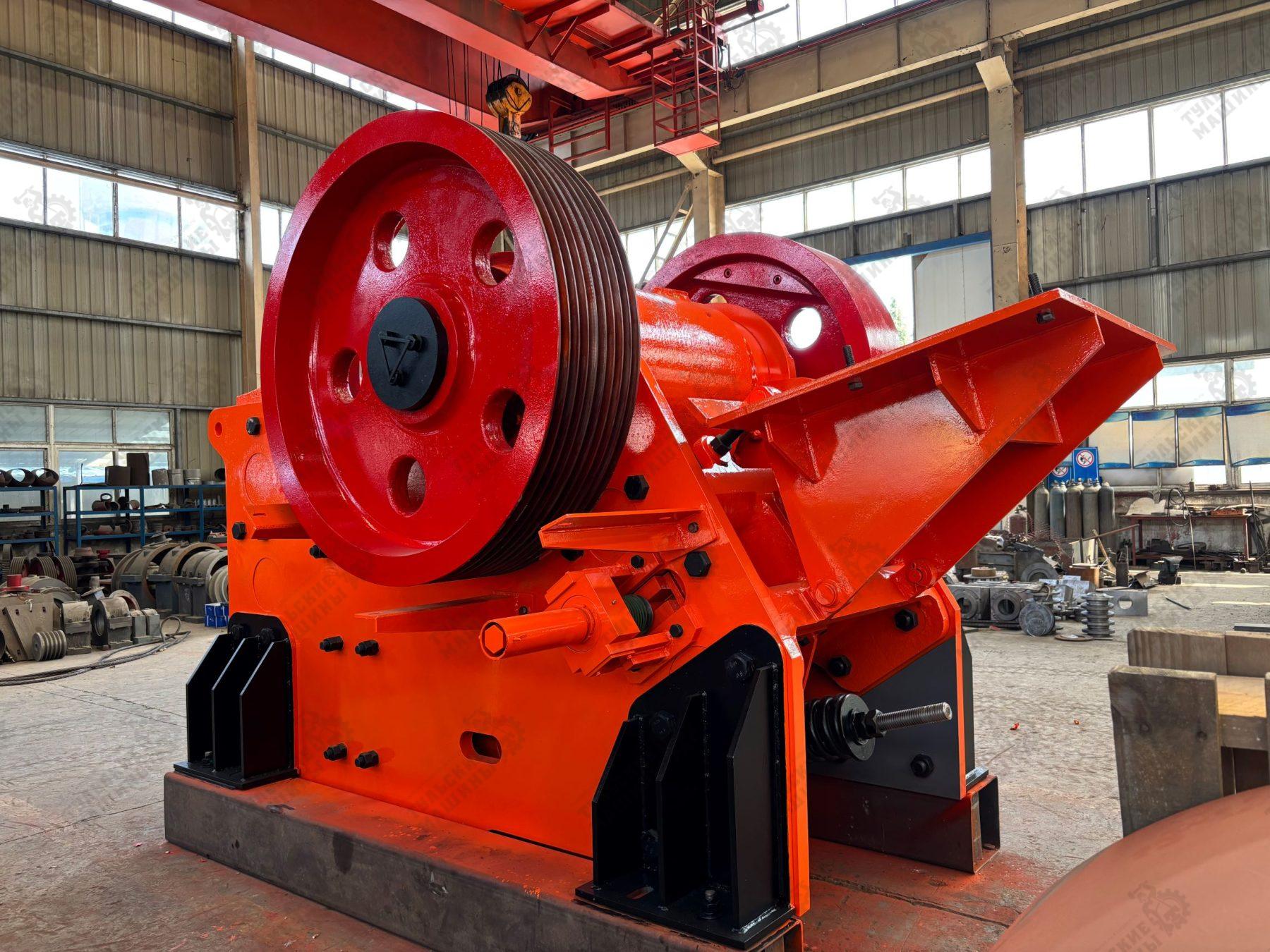 Щековая дробилка М-100