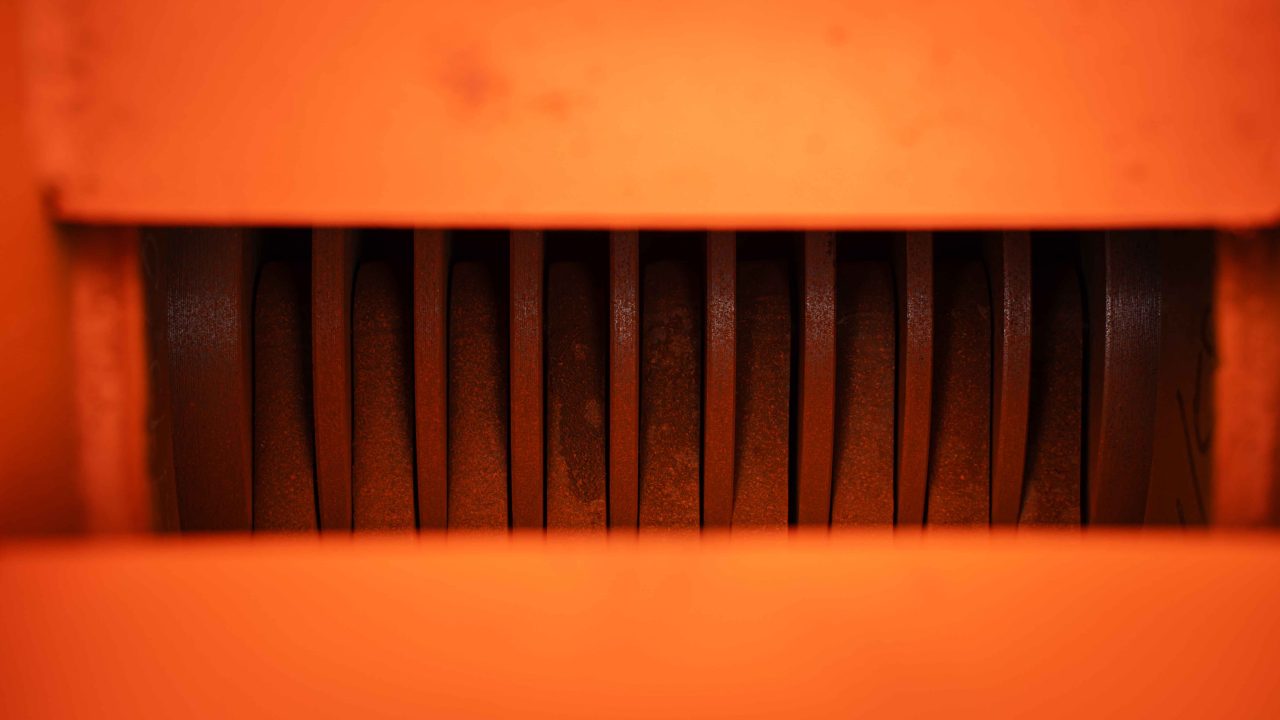 Загрузочное окно МПС-150, молотки